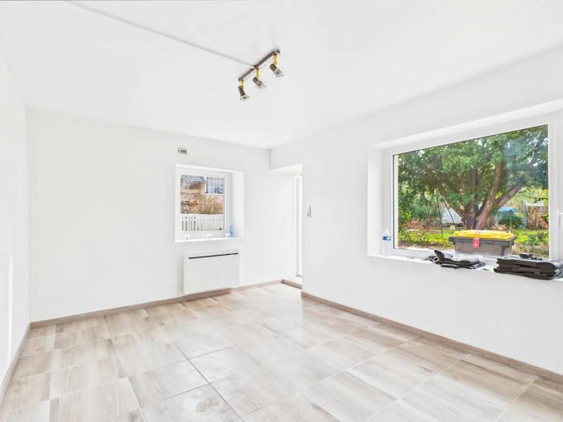 Maison - 281 m² - 11 pièces