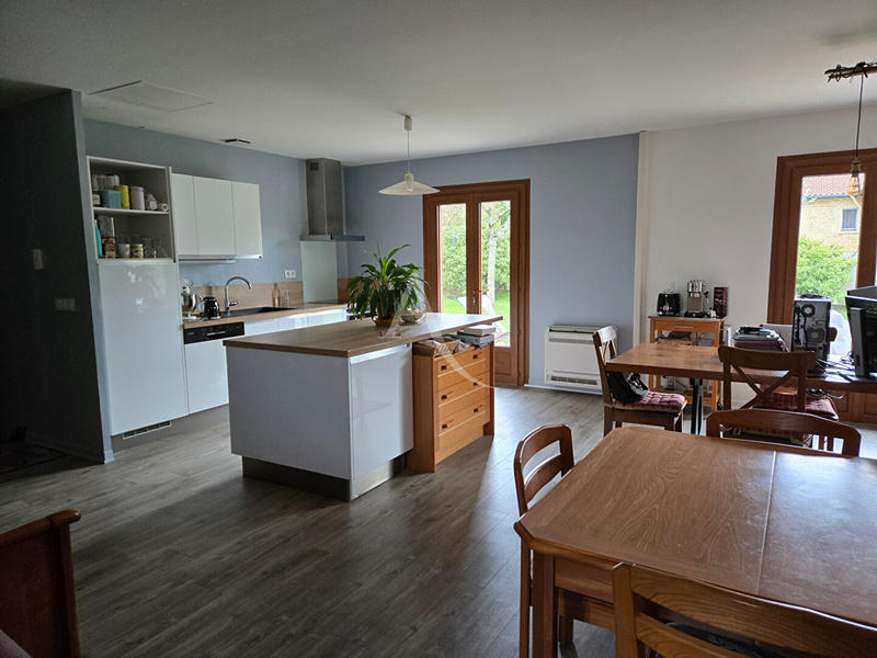 Maison - 115 m² - 4 pièces