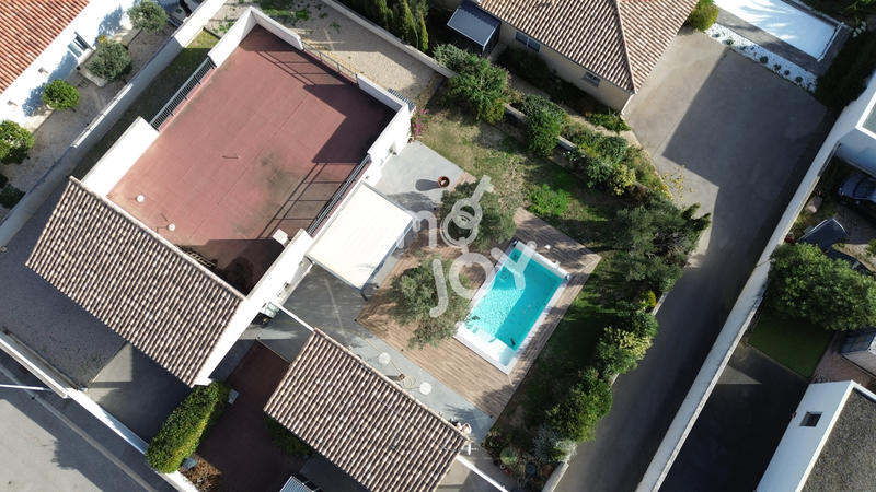 Maison - 183 m² - 5 pièces