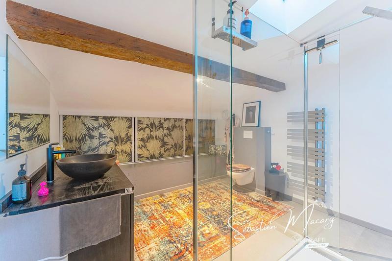 Appartement - 125 m² - 4 pièces