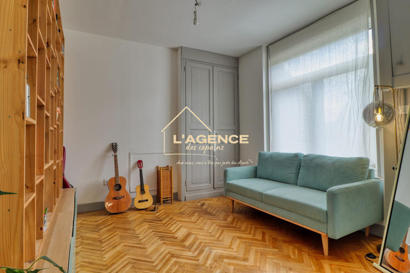 Maison - 215 m² - 7 pièces