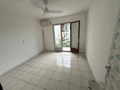 Appartement - 100 m² - 5 pièces