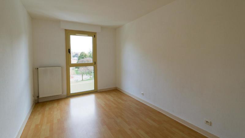 Appartement - 90 m² - 3 pièces