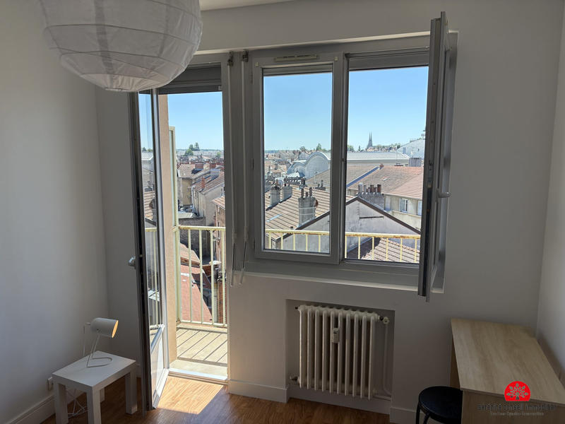 Appartement - 15 m² - 1 pièce