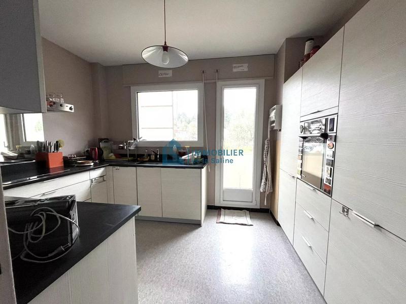 Appartement - 81 m² - 3 pièces