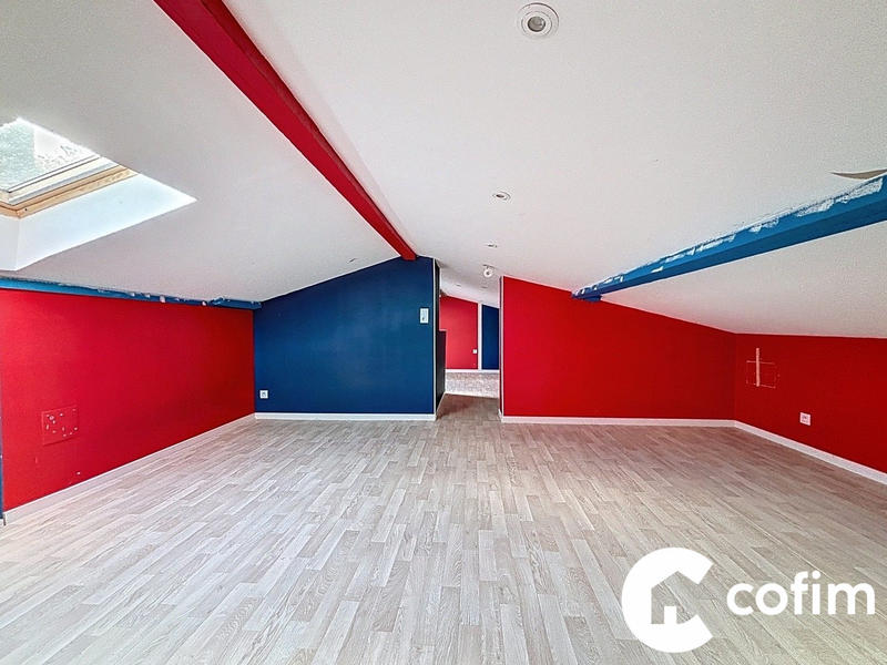 Maison - 110 m² - 3 pièces