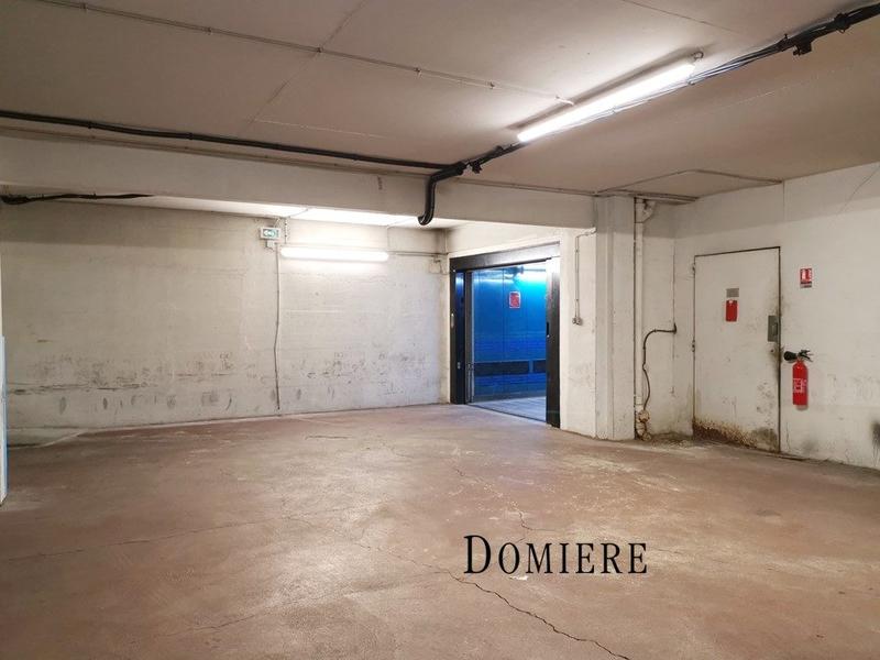 Parking / Garage - 13 m²