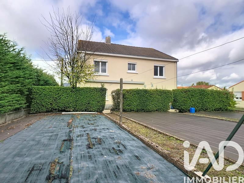 Maison - 98 m² - 5 pièces