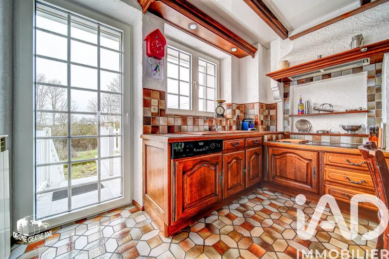 Maison - 269 m² - 10 pièces