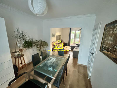 Maison - 94 m² - 5 pièces