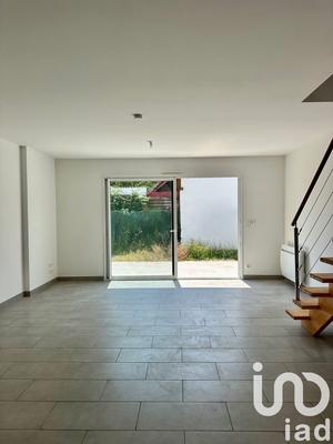 Maison - 94 m² - 4 pièces