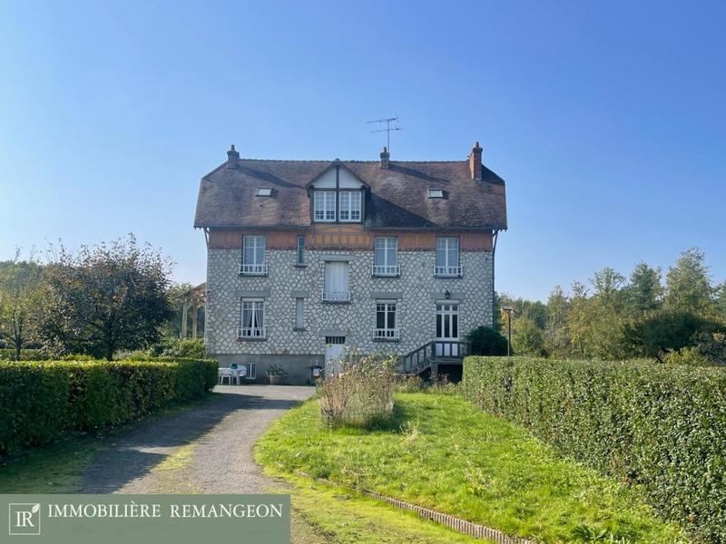 Propriété - 307 m² - 8 pièces