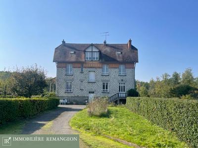 Propriété - 307 m² - 8 pièces