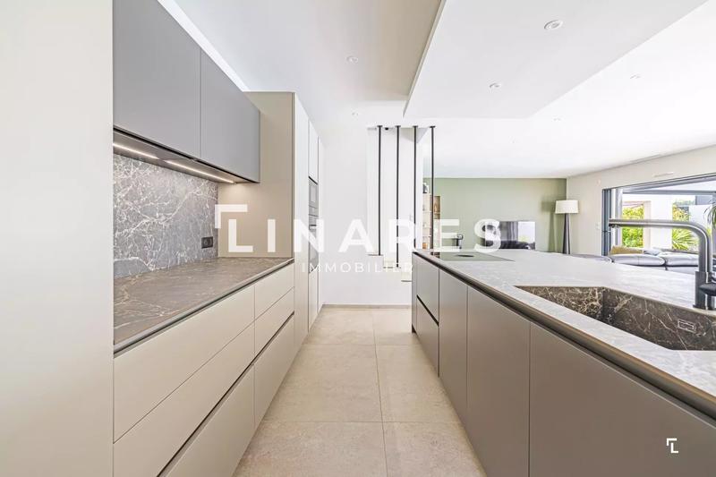 Maison - 145 m² - 4 pièces