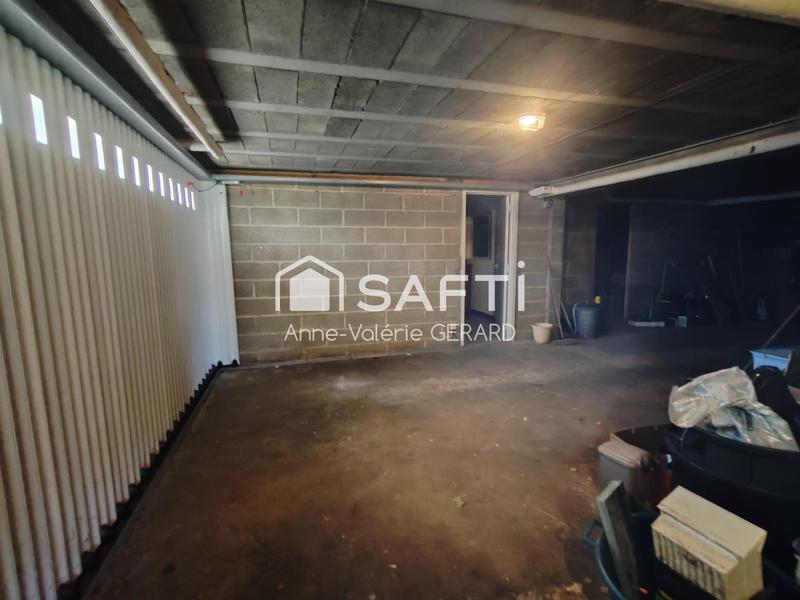 Maison - 216 m² - 10 pièces