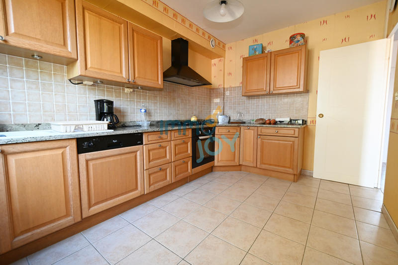 Maison - 160 m² - 7 pièces