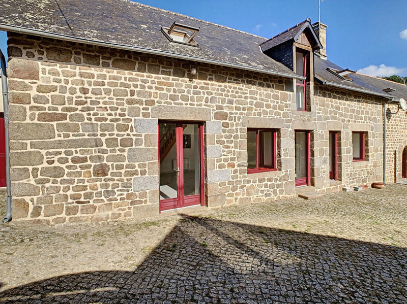 Maison - 266 m² - 8 pièces