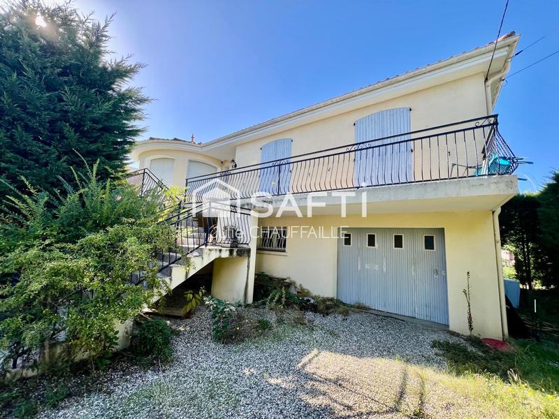 Maison - 121 m² - 6 pièces