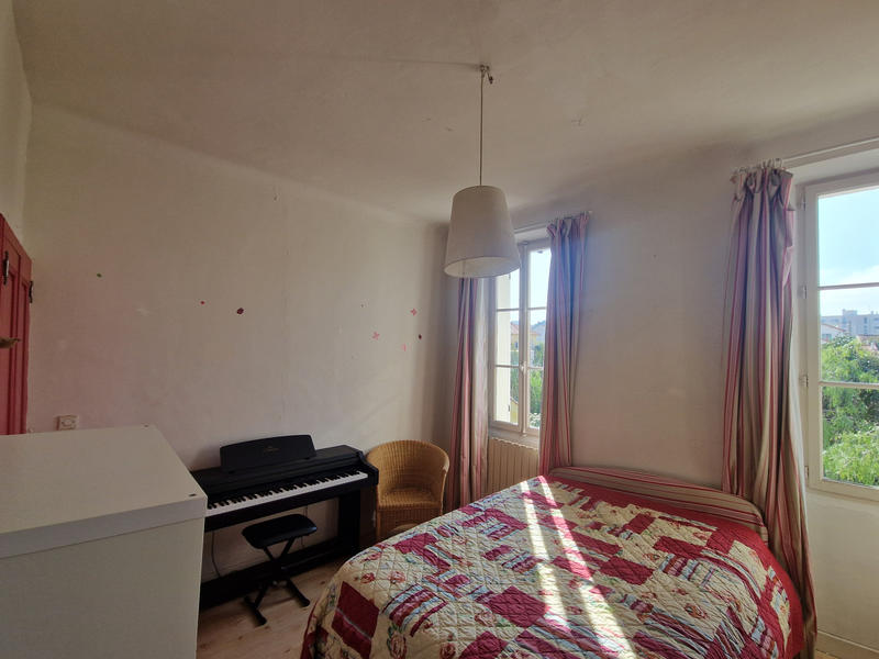 Maison - 101 m² - 5 pièces