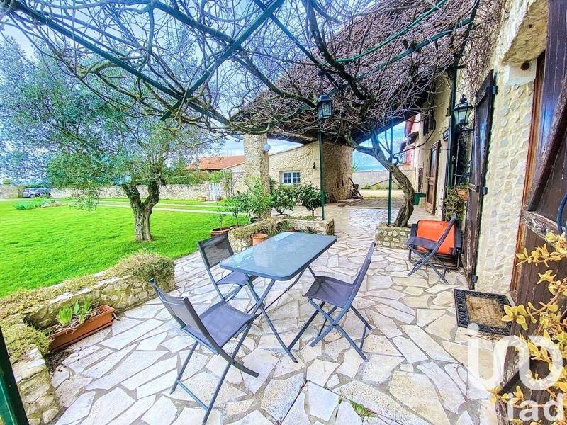 Maison - 315 m² - 10 pièces