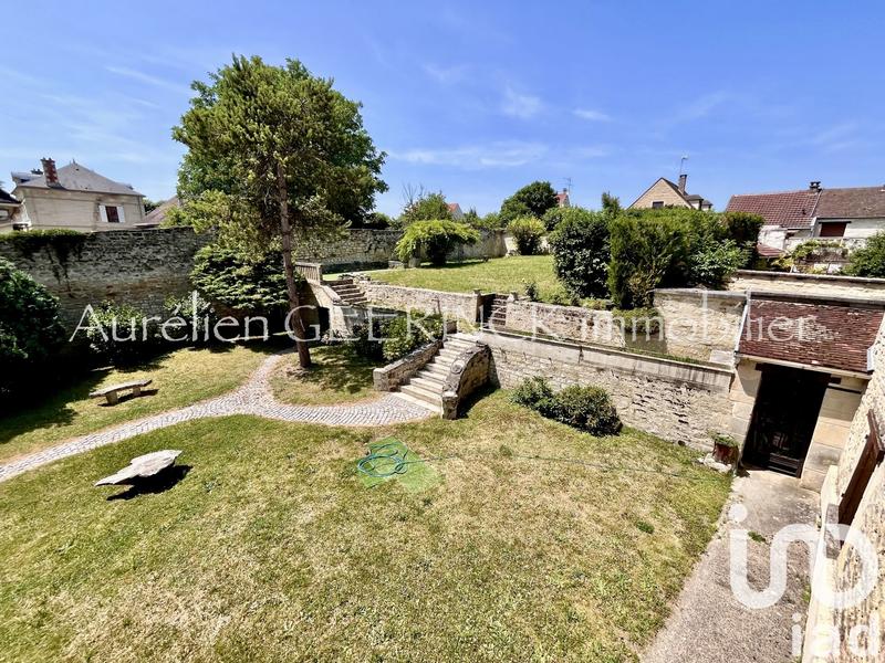 Maison - 268 m² - 6 pièces