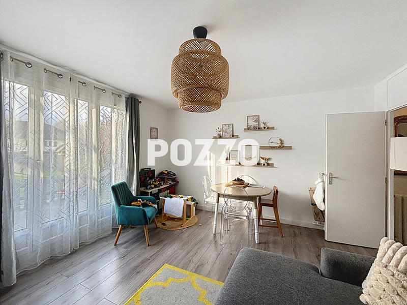 Maison - 91 m² - 5 pièces