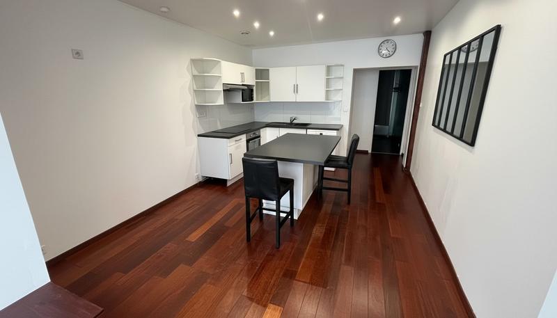 Appartement - 80 m² - 3 pièces