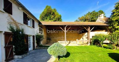 Maison en pierre - 178 m² - 7 pièces