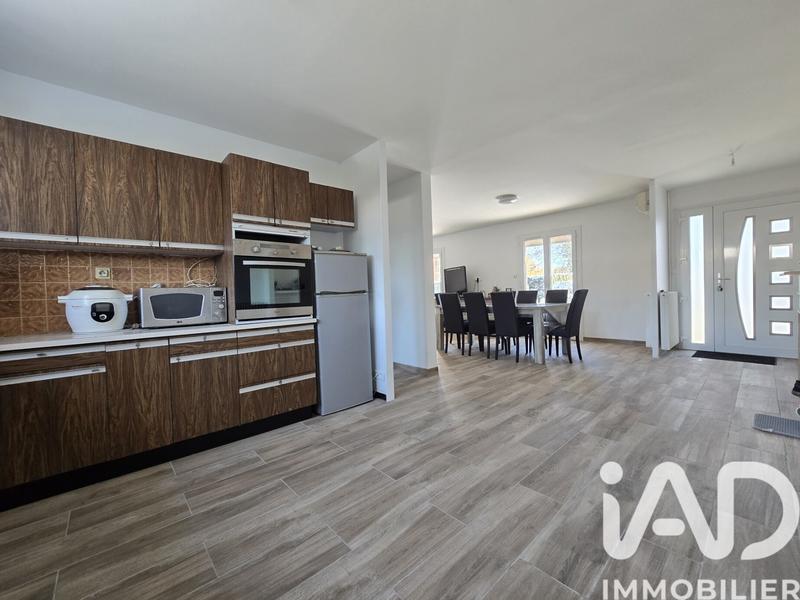 Maison - 90 m² - 4 pièces