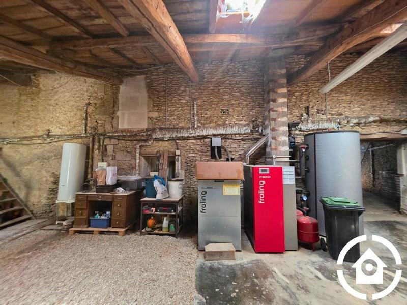 Maison - 291 m² - 8 pièces