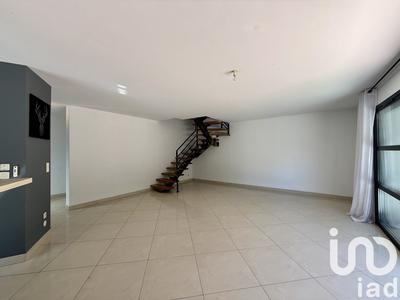 Maison - 122 m² - 5 pièces