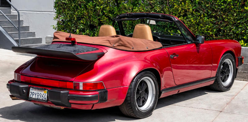 Porsche 911 Carrera Cabriolet