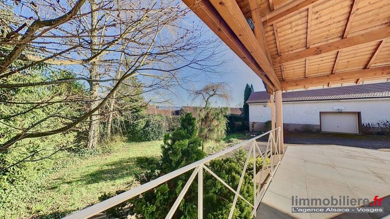 Maison - 369 m² - 12 pièces