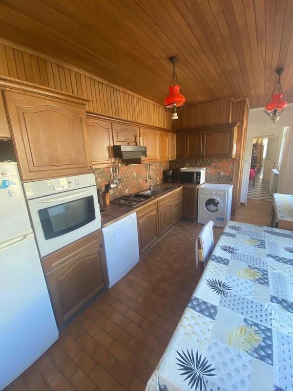 Maison - 186 m² - 6 pièces