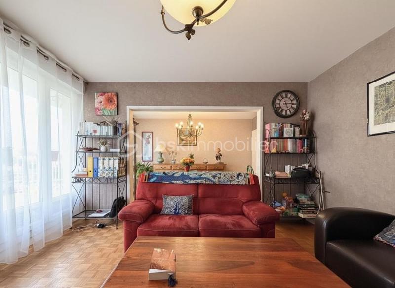 Appartement - 93 m² - 5 pièces