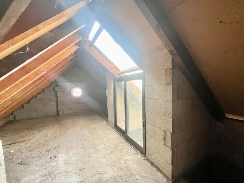 Maison de ville - 380 m² - 12 pièces