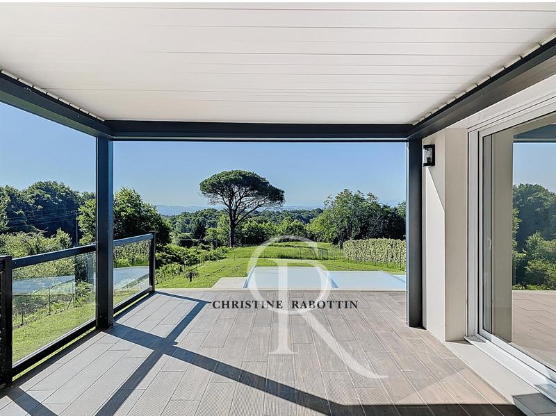 Maison - 143 m² - 4 pièces