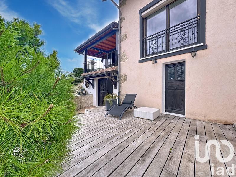 Maison de village - 190 m² - 6 pièces