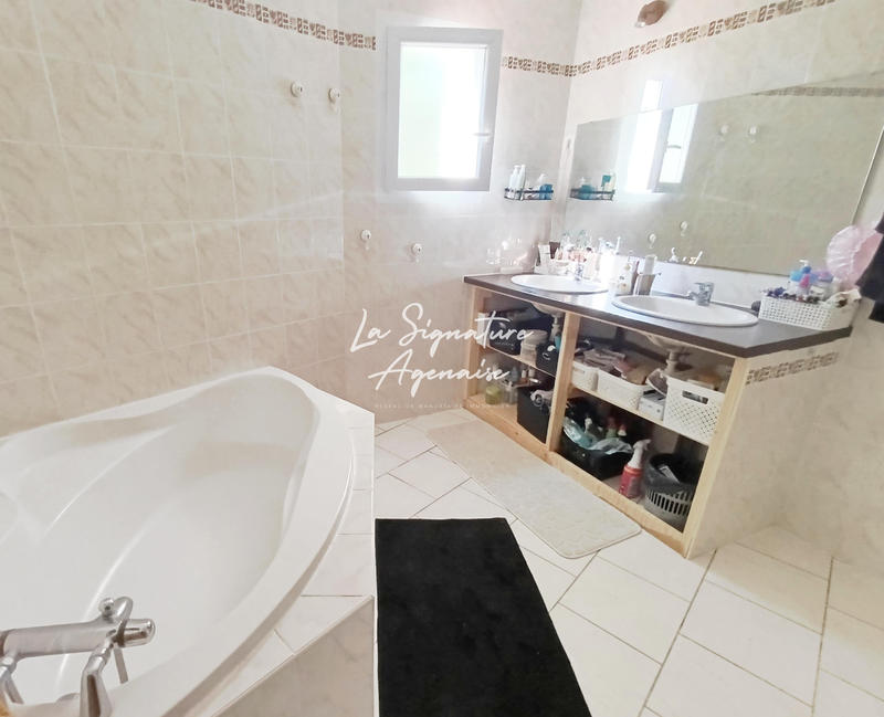 Maison - 144 m² - 5 pièces