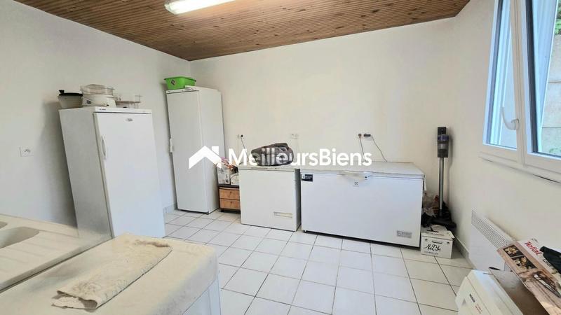 Maison - 180 m² - 9 pièces