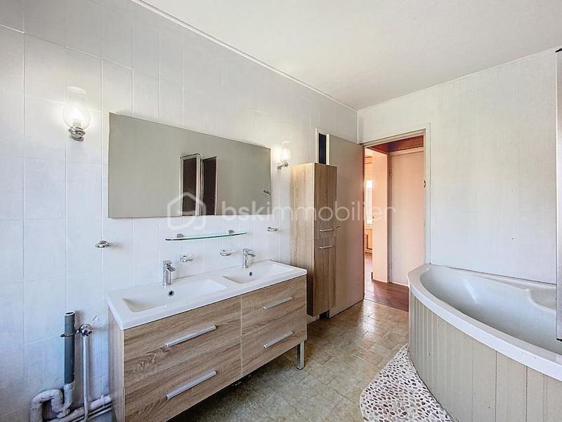 Maison de ville - 98 m² - 6 pièces