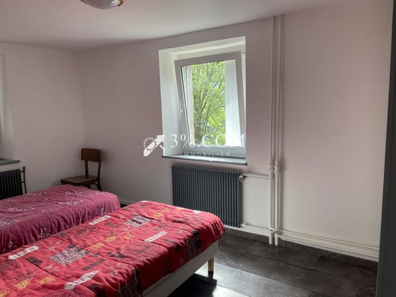 Maison - 630 m² - 25 pièces