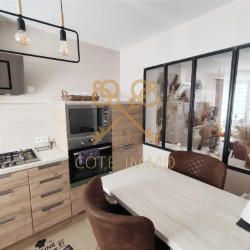 Maison - 90 m² - 3 pièces