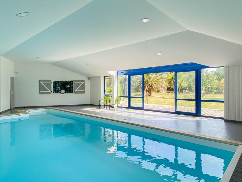 Maison - 215 m² - 7 pièces