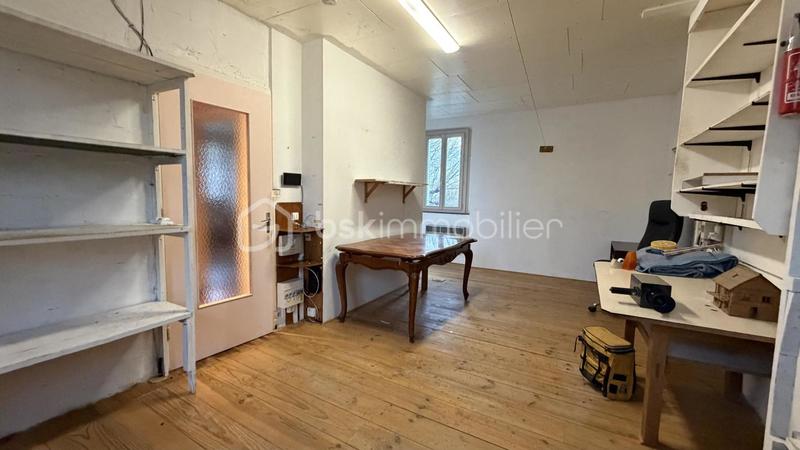 Maison - 137 m² - 5 pièces