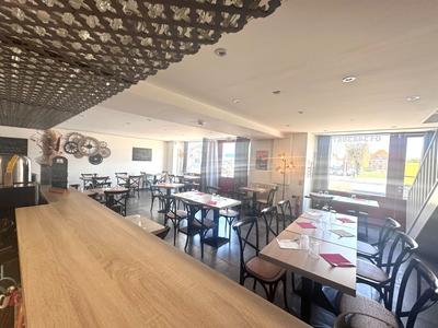 Fonds de commerce - 235 m²