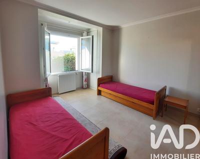 Maison - 141 m² - 6 pièces