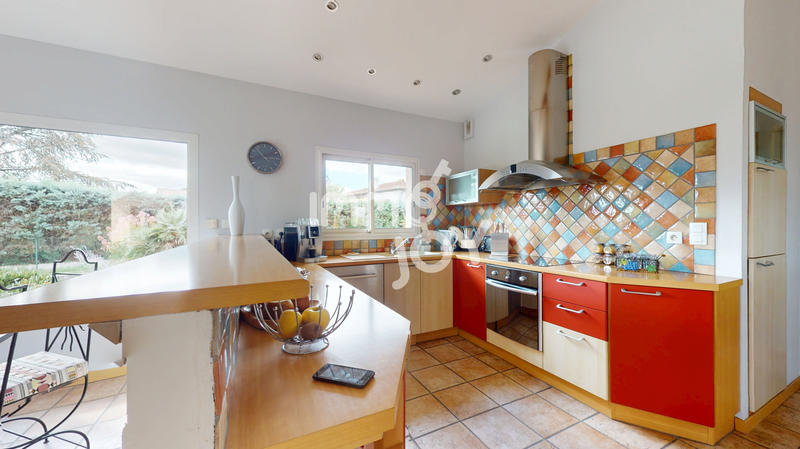 Maison - 159 m² - 5 pièces