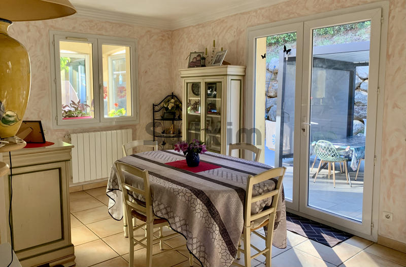 Maison - 149 m² - 5 pièces