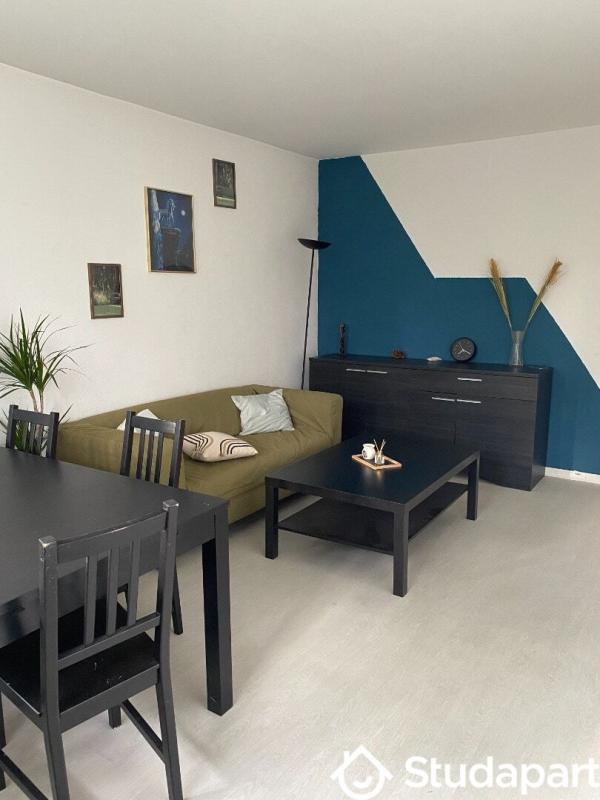 Chambre - 12 m² - 1 pièce